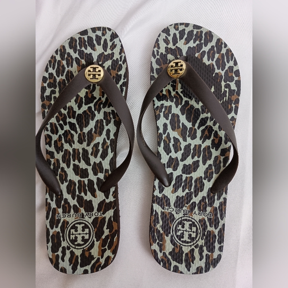 Tory Burch Animal Print Sandals with‎ Gold Accent (#131)